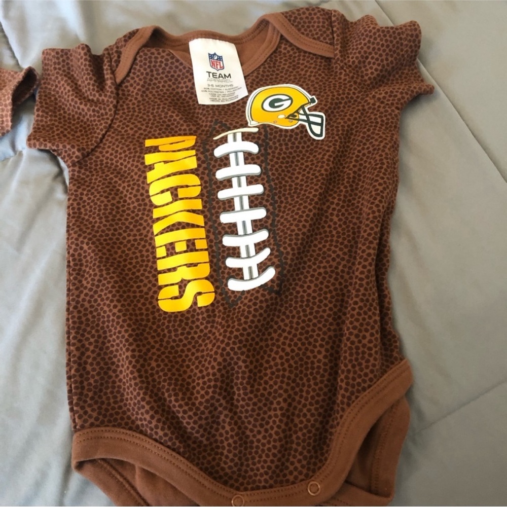 🏈 Two NFL football onesies 3-6 months